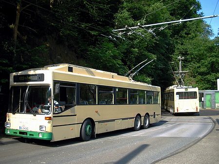 41_42_Burg_Drehscheibe_450