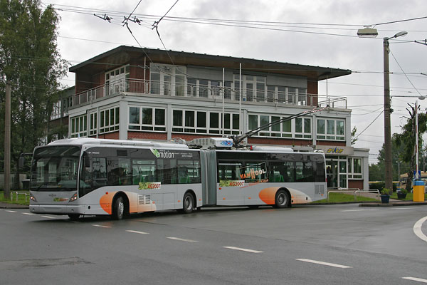AG300T_Ausfahrt6_120808_600